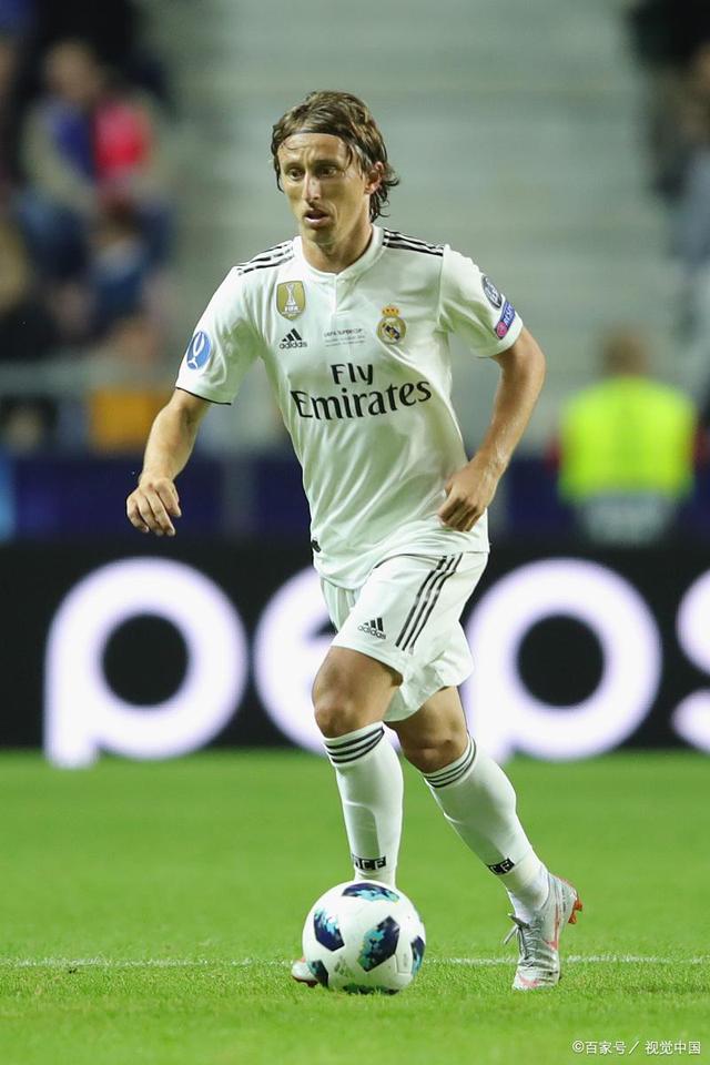 DO：埃弗顿4000万镑报价迪布林被拒，圣徒要价4500万+500万镑