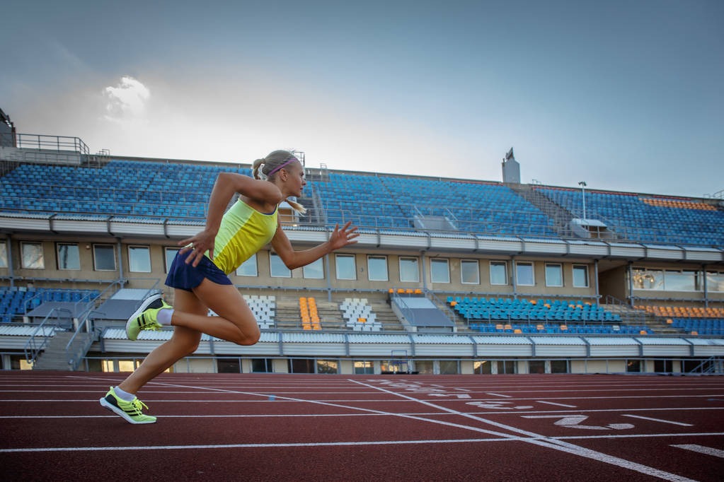 詹姆斯：在休战两周后我需要一点时间找回节奏 但我能帮球队赢球